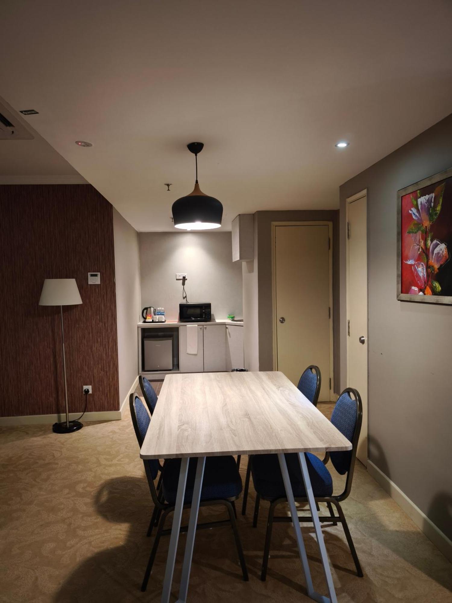 Hotel Alamis - Formerly Edc 3*